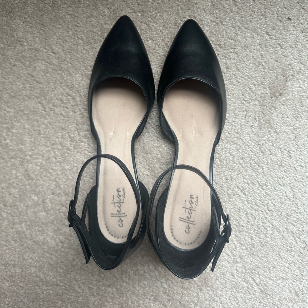 Women’s black Clark’s Heels/Pumps with Ankle Strap size 9.5 - NWOT